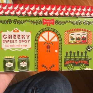 Christmas blush pallet from Benefit